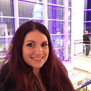 Meet your Posher, Alyse